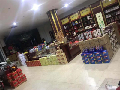 白酒零售 傳統(tǒng)與現(xiàn)代交織的千億賽道